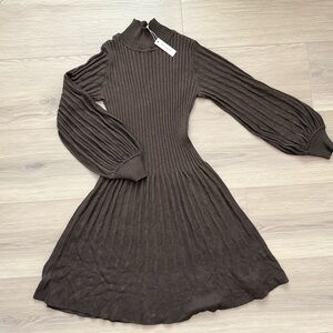 New! Max Studio: Elegant Brown Ribbed Knit Dress